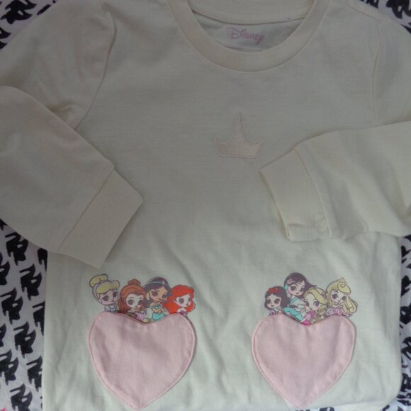 OUR UNIVERSE-DISNEY Other - DISNEY PRINCESS HEART POCKET T-SHIRT LONG SLEEVE 4T